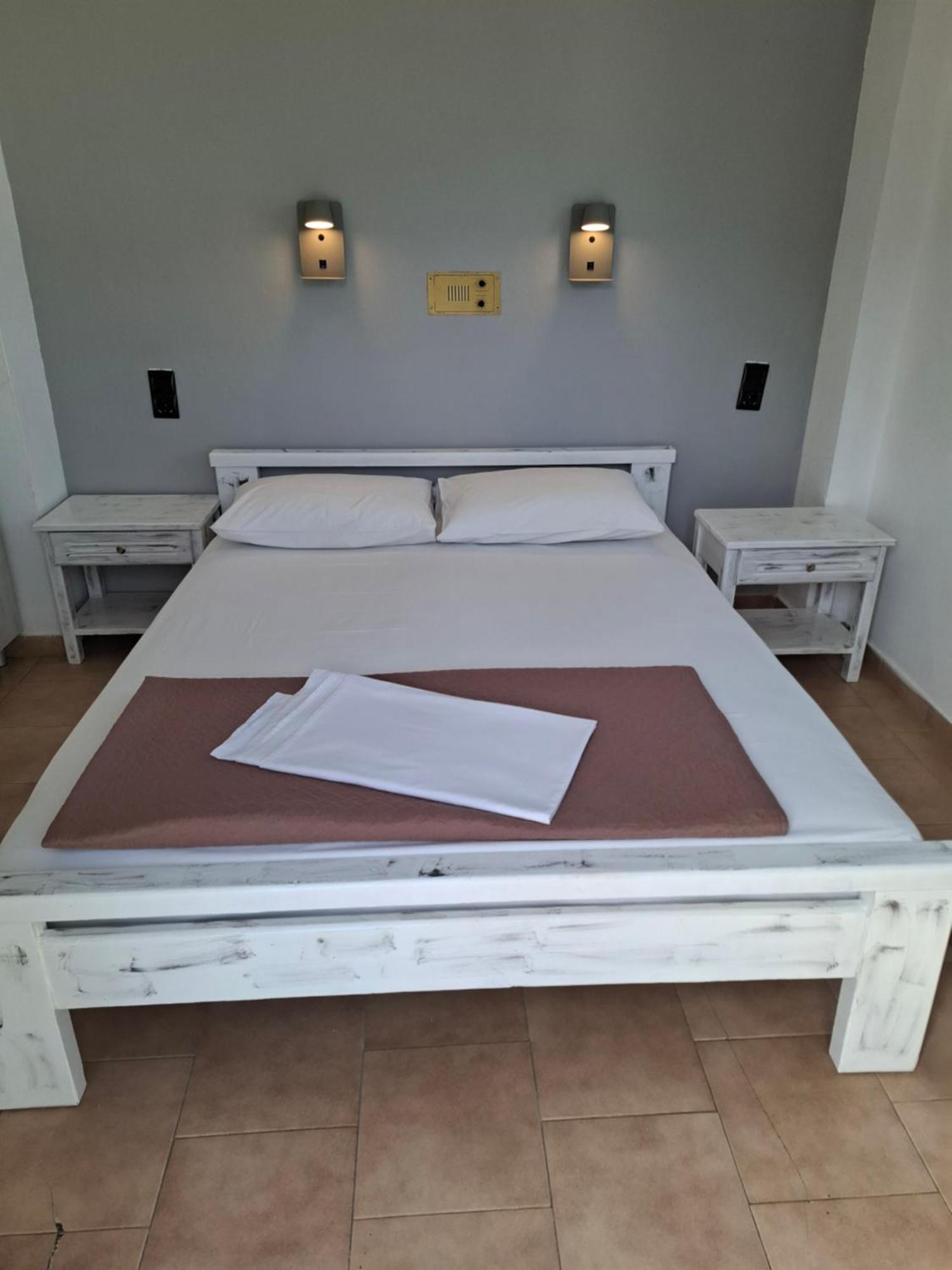 Hotel Ostria Agia Galini Exteriér fotografie